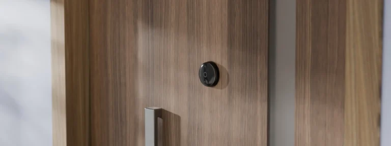 Choosing-the-Right-Digital-Door-Viewer-for-Apartment-Security-scaled
