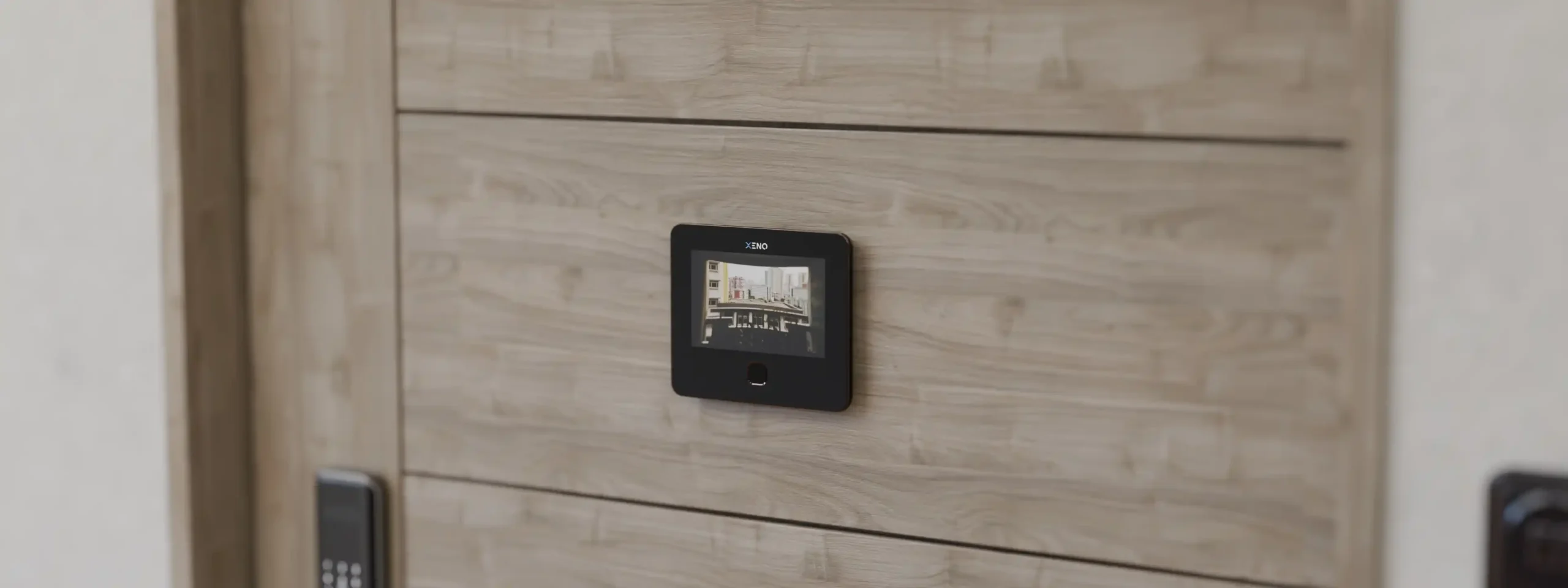 Digital-Door-Viewers-vs.-Traditional-Peepholes-for-Home-Safety